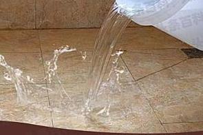 泗阳漏水维修 免砸砖防水材料该如何施工